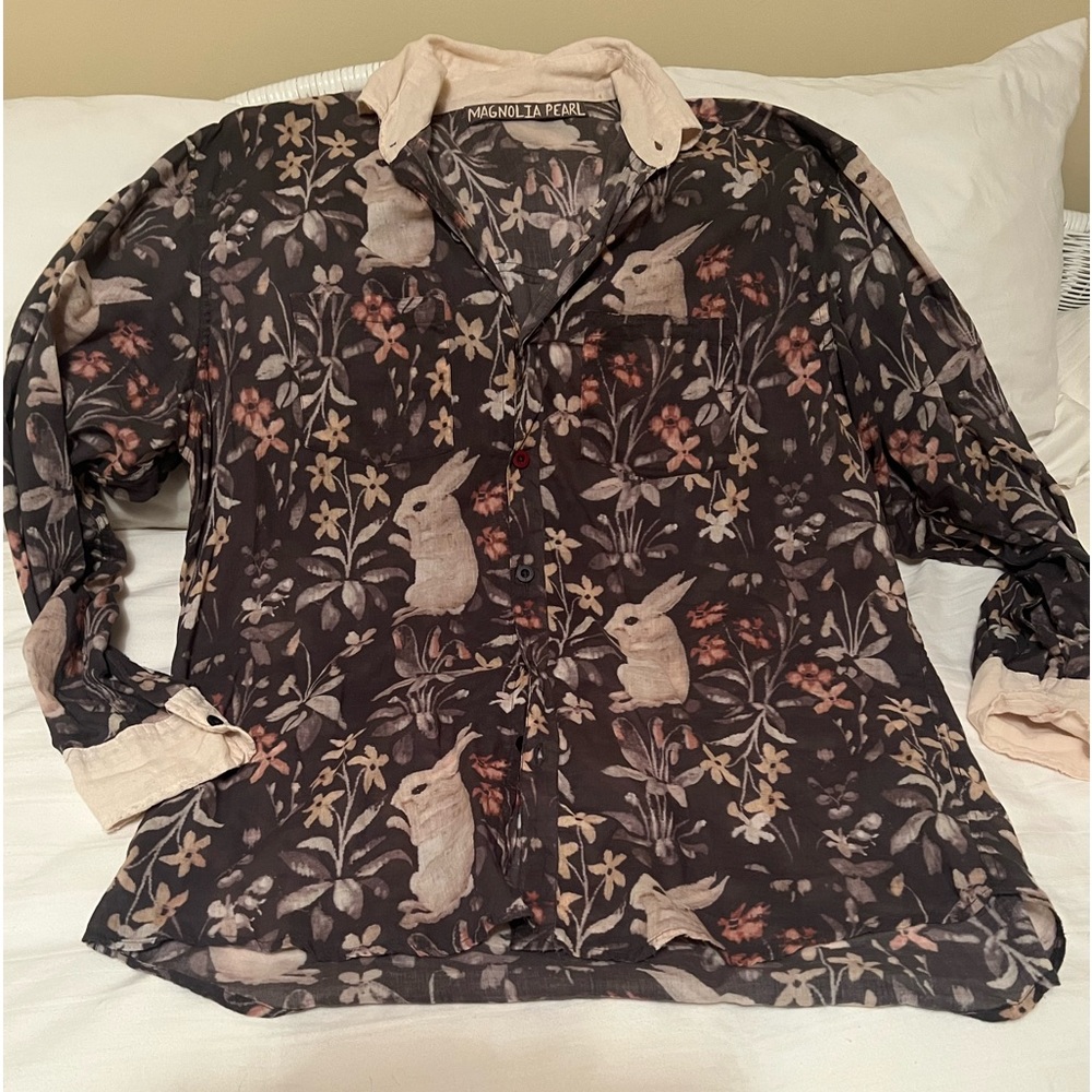 Magnolia Pearl rabbit button down blouse